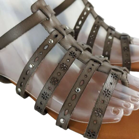 POP Ecstatic Women's 8 Taupe Faux Leather Slingback Strap Flat Sandals - Picture 7 of 10